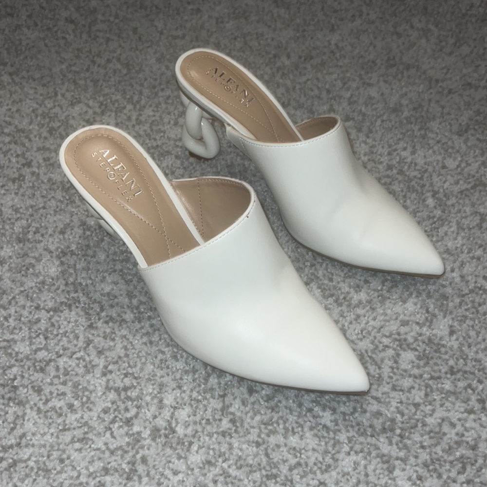 Alfani White Pointed-Toe Mule Heels with Sculpted Knot Heel